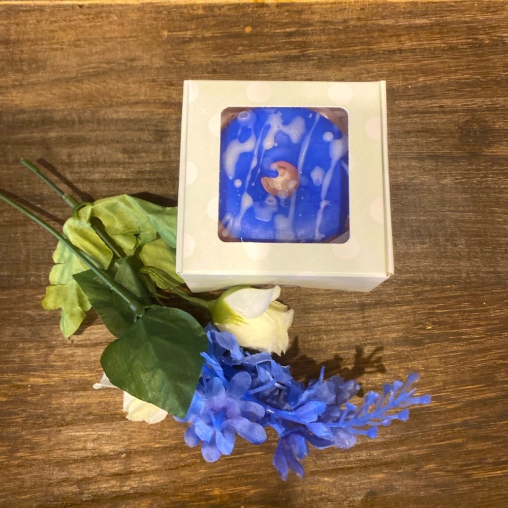 CHARLI WAX MELTS HAND MADE LAVENDER SCENTED DONUT SOAP